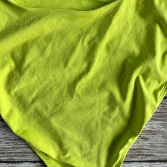 Andie One Piece Neon Swimsuit M - Picture 8 of 15